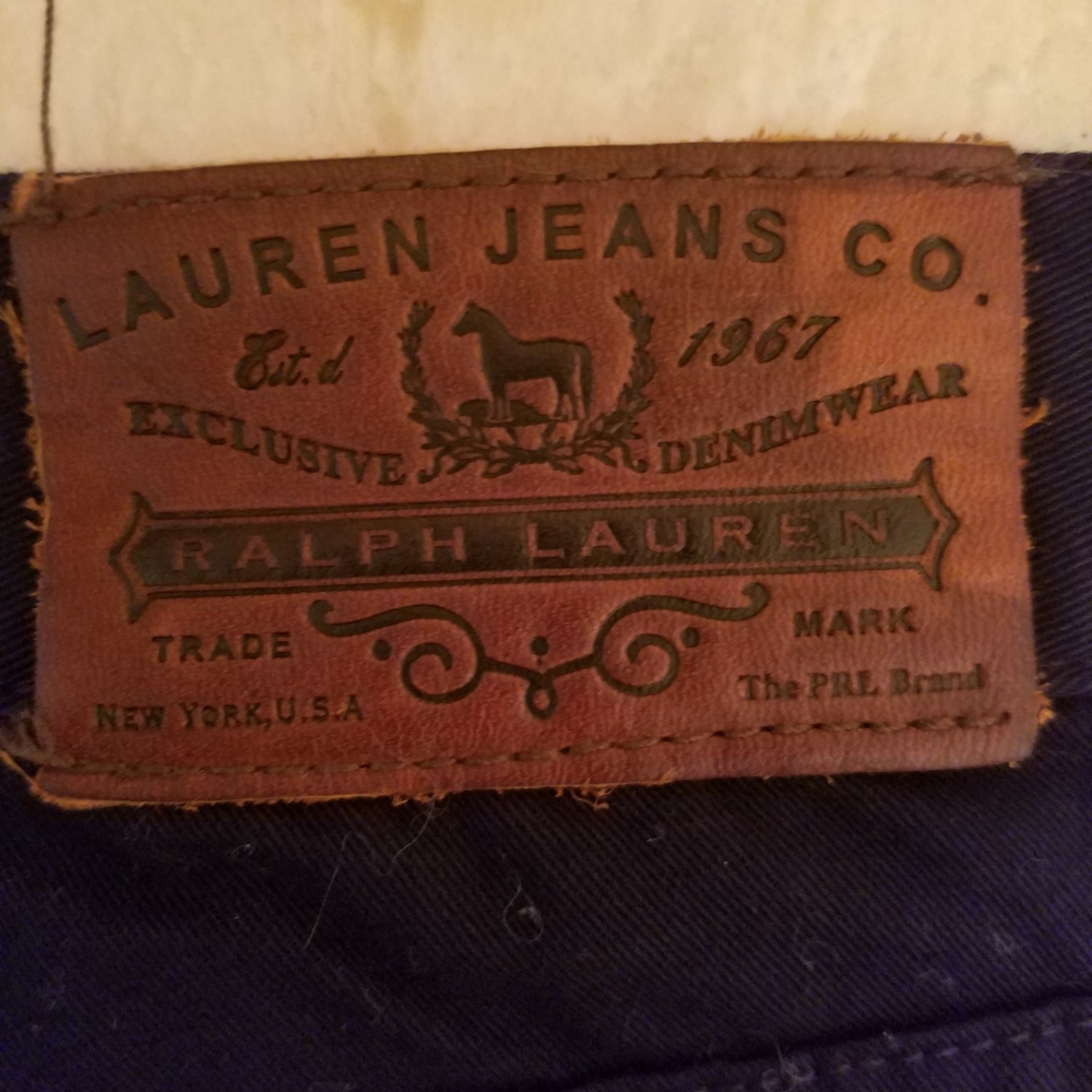 Capris - Picture 4 of 4